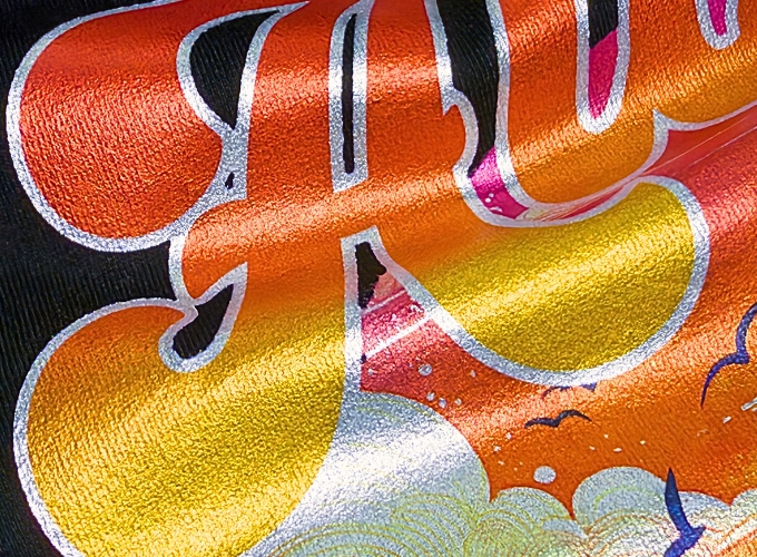 Metallic_black-t-shirt_Sample_3.4