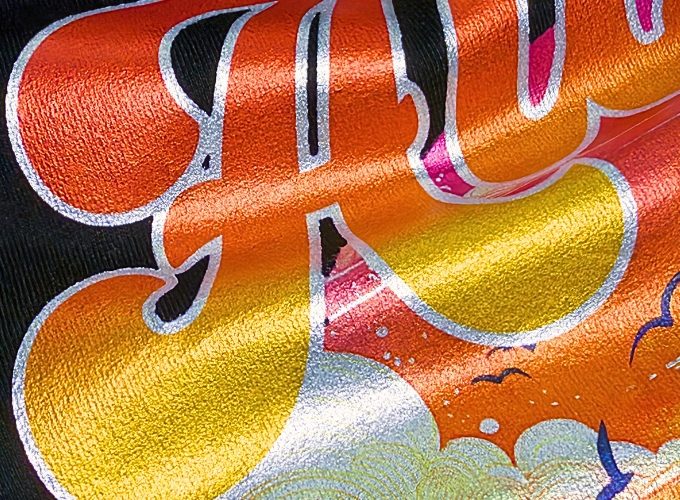 Metallic_black-t-shirt_Sample_3.4